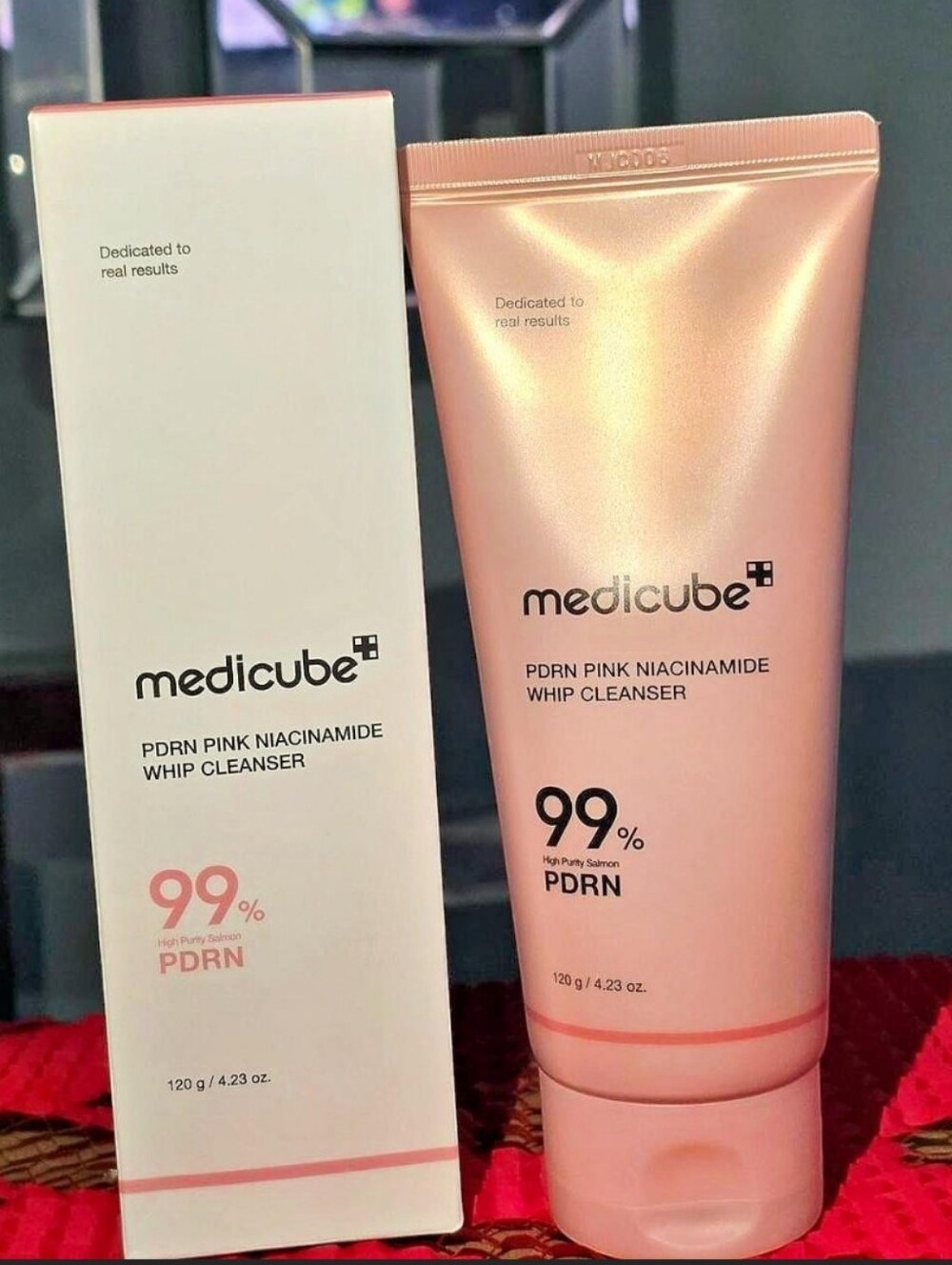 Medicube PDRN Pink Niacinamide Whip Cleanser - 120g / 4.23 oz - BNIB